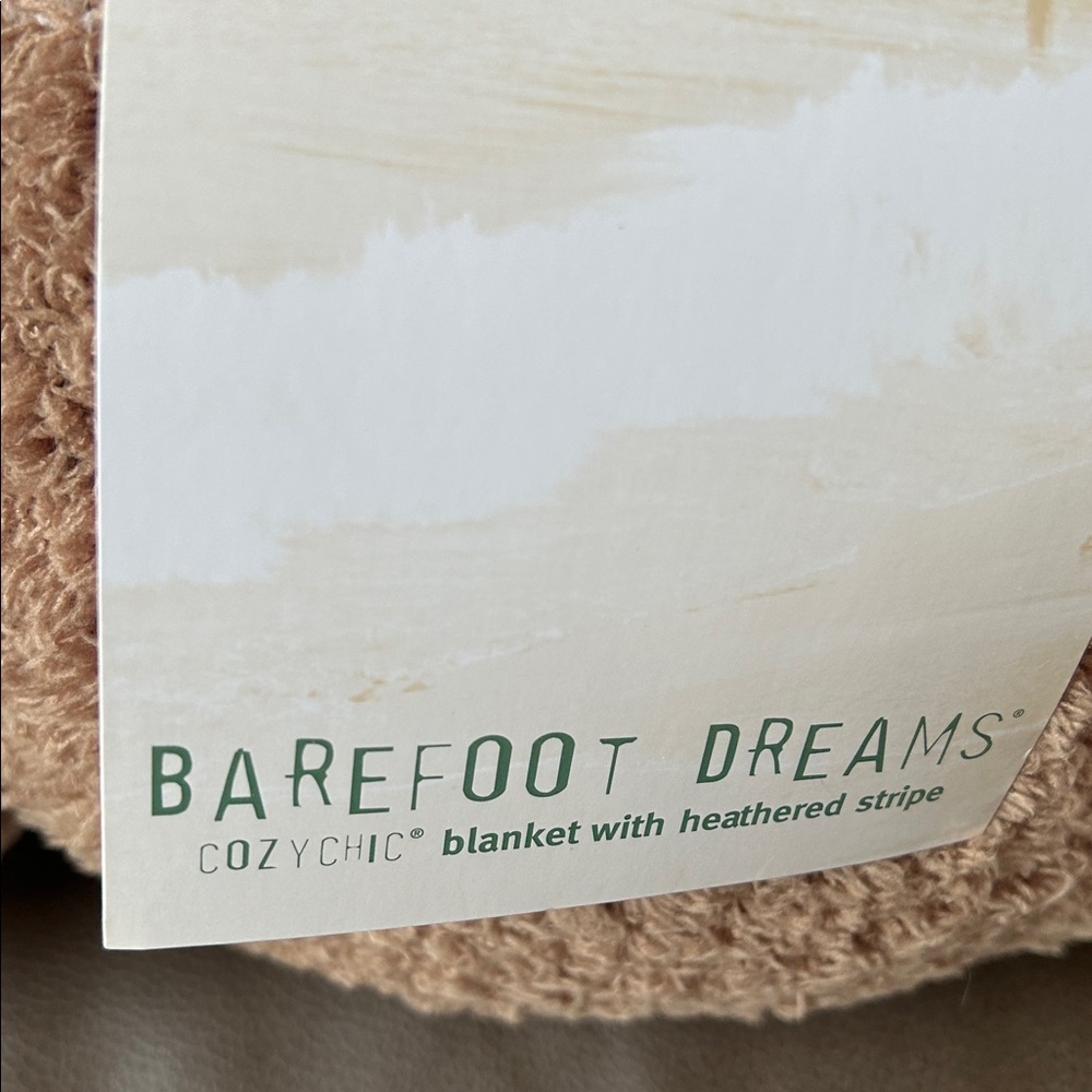 Barefoot Dreams Tan and Cream Blanket - Picture 4 of 4